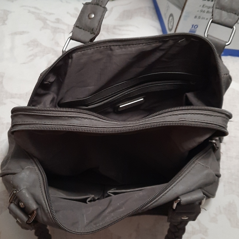 Purse - Picture 3 of 4